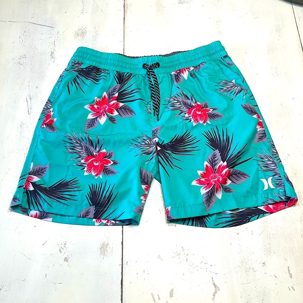 Hurley active shorts